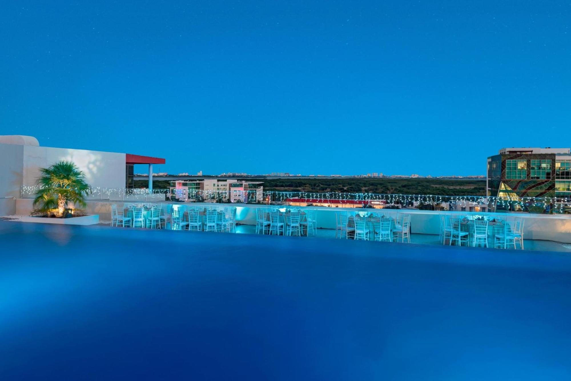 Four Points By Sheraton Cancun Centro Exterior foto