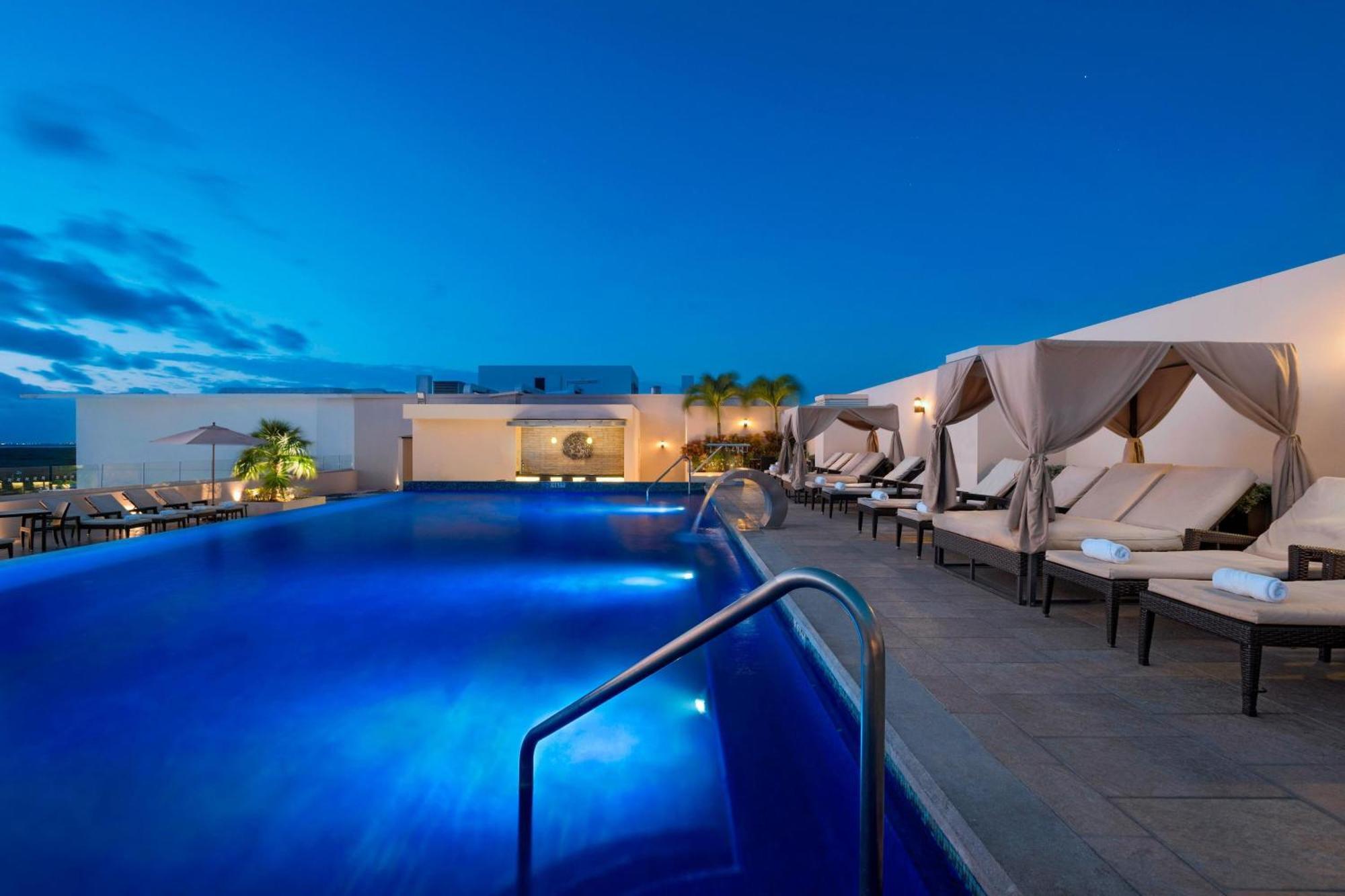 Four Points By Sheraton Cancun Centro Exterior foto